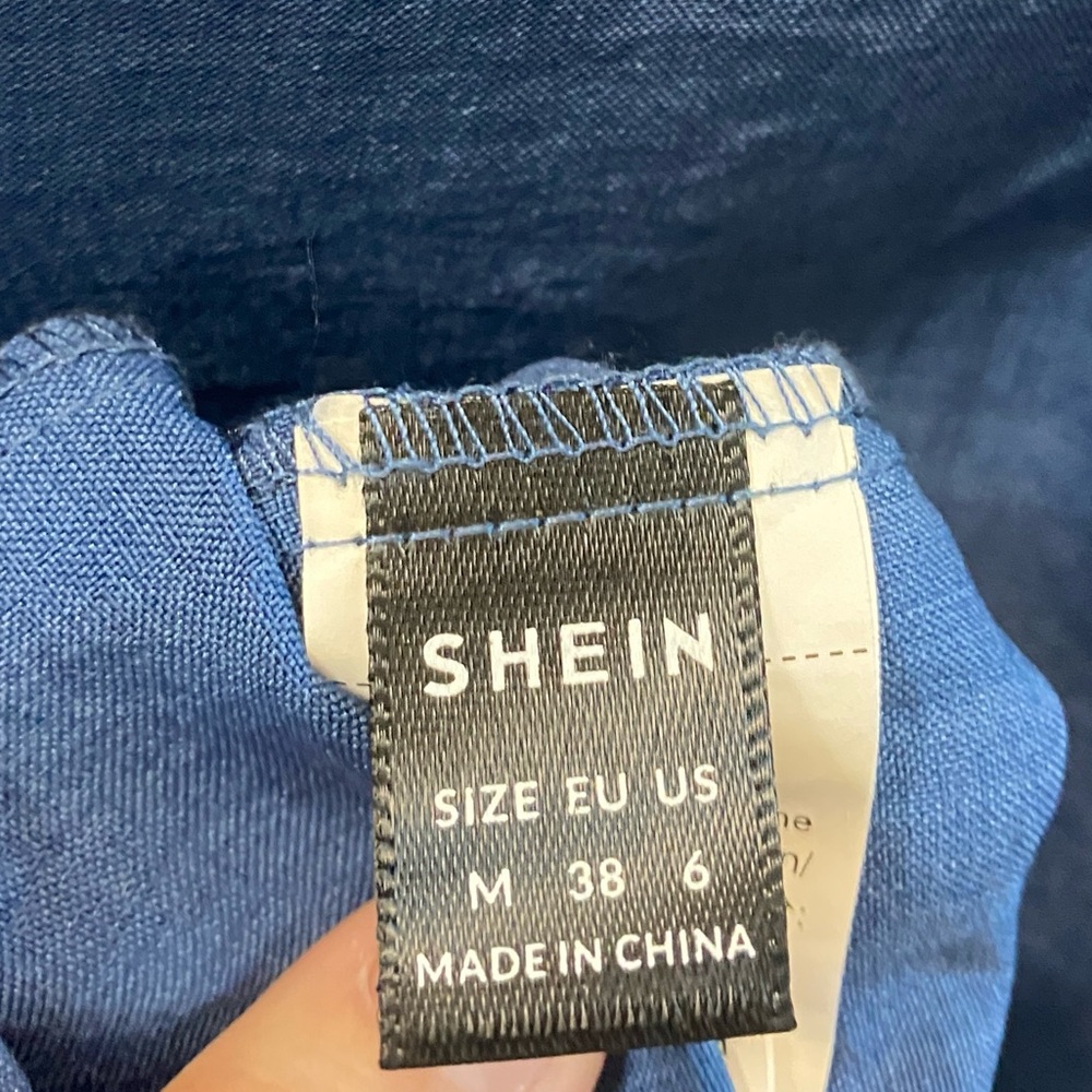SHEIN Blue V-Neck Button Front Roll-Sleeve Blouse, Size M - Picture 5 of 6
